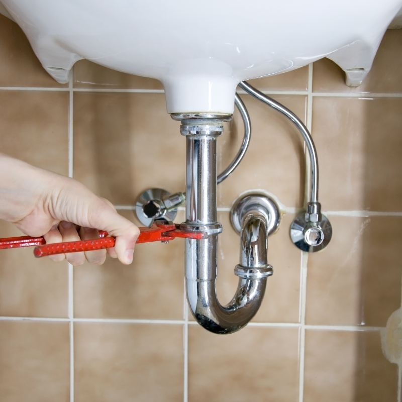 High-pressure drain jetting in Thames Ditton